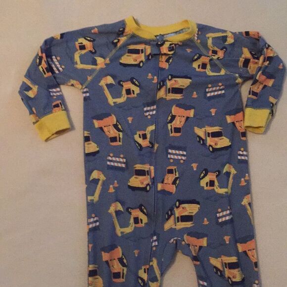 4/$20 Carter’s Footed Pajamas Construction Sz 2T - Picture 2 of 5